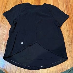 lululemon black shirt nulux type fabric size 4